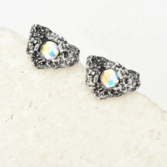 Crystal Stud Earrings Silver Iridescent - Picture 1 of 12